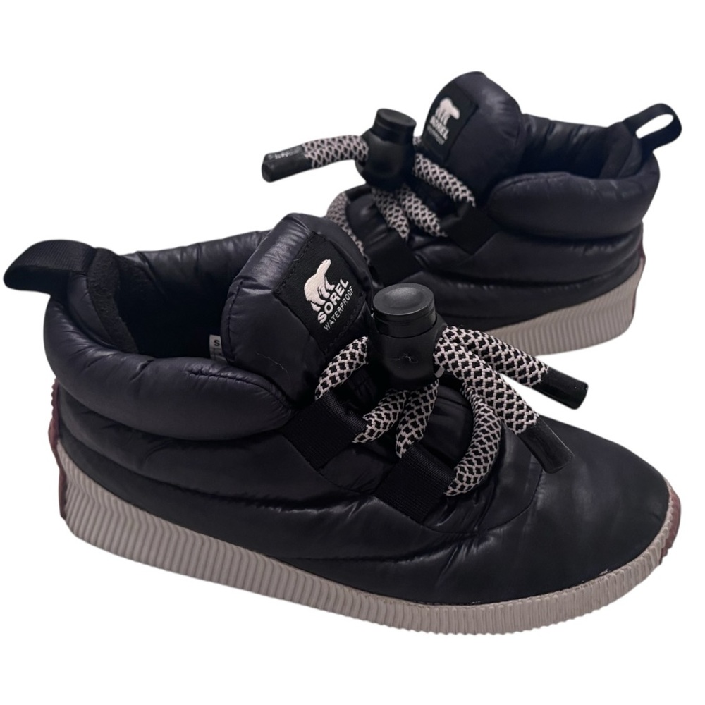 Sorel Out N About Puffy Waterproof Lace Winter Boot - Women's 7 - Picture 2 of 6